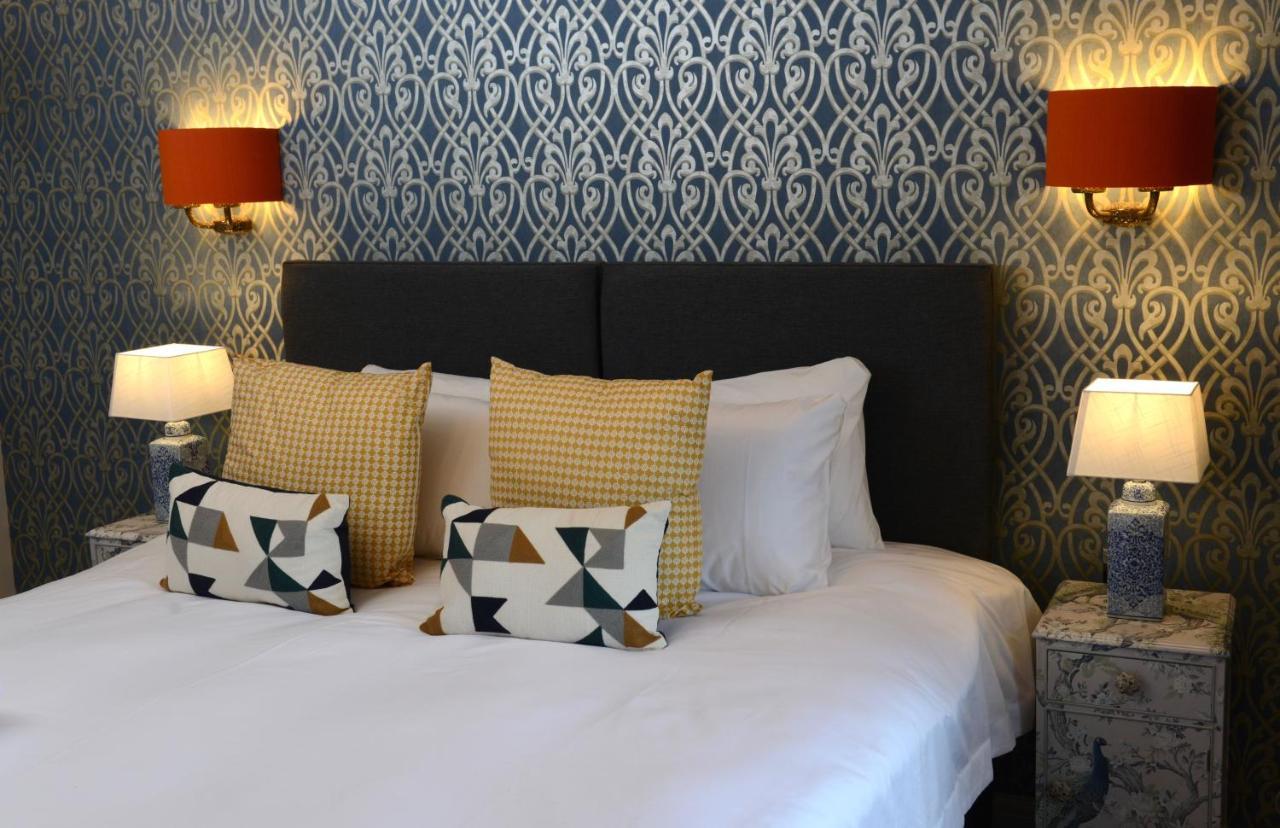 The Kings Head Inn Биллингсхерст Экстерьер фото
